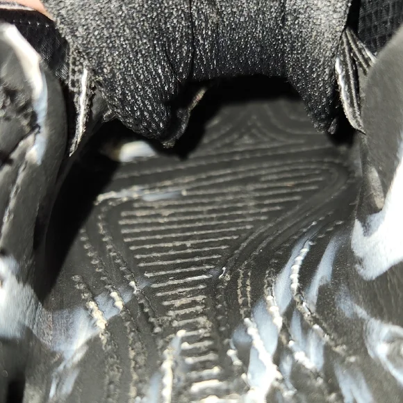 2/$10 Kids Stride Rite - Picture 6 of 6